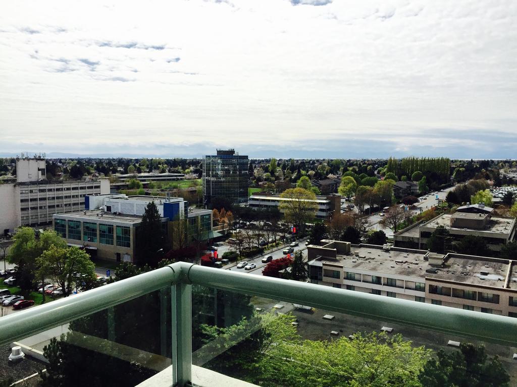Vancouver Airport Condos Richmond Rum bild